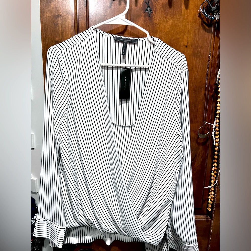 BCBG pinstripe top- large NWT